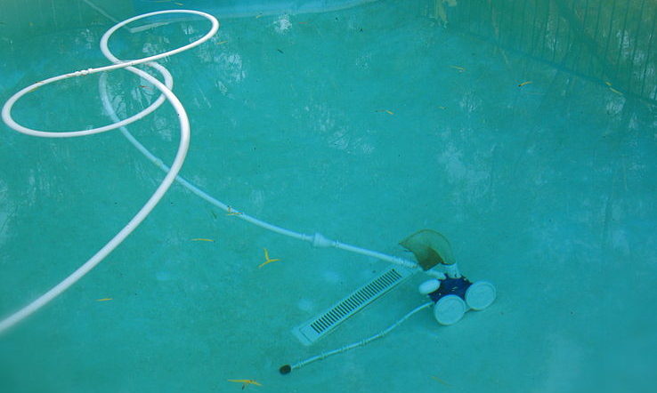 Automatic Pool Cleaners and its Types – Know All About it